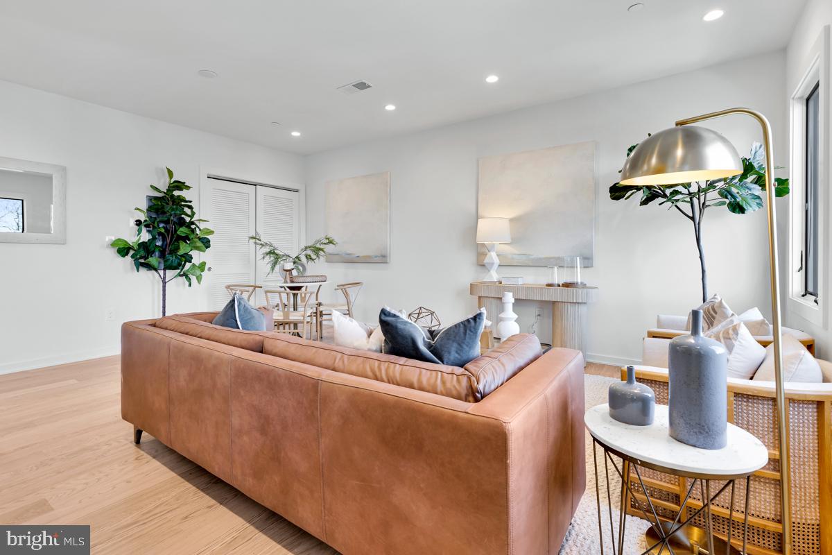 2216 40th Place Northwest, Unit 7 Washington, DC 20007 - Photo 5 of 21