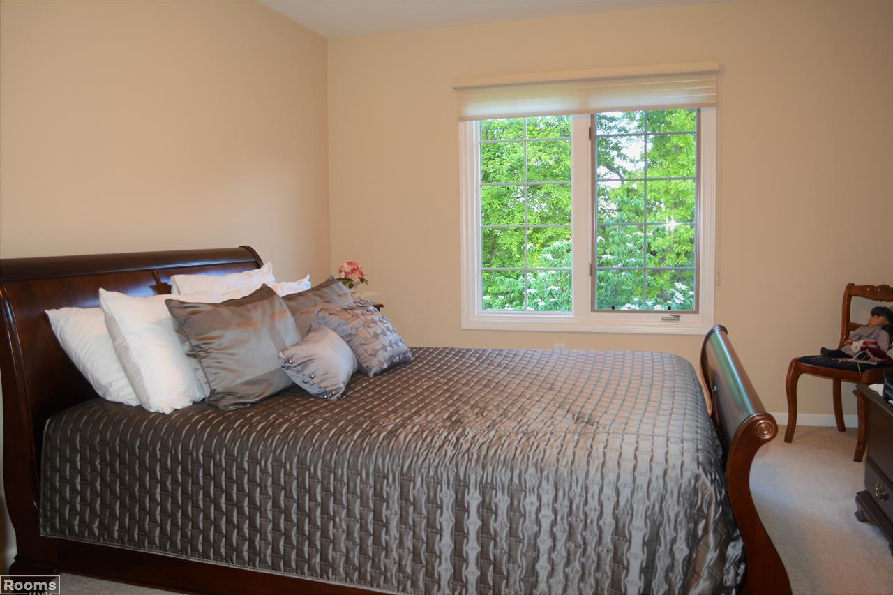 1195 Letica Drive Rochester, MI 48307 - Photo 30 of 48 31349329-33.JPG