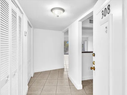 $182,000 | 4255 North University Drive, Unit 308, Sunrise, FL 33351