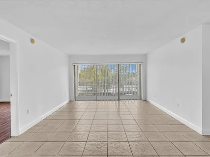$182,000 | 4255 North University Drive, Unit 308, Sunrise, FL 33351