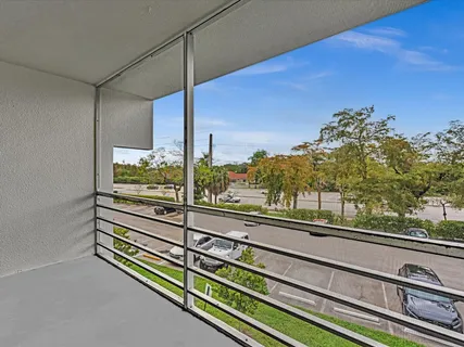 $182,000 | 4255 North University Drive, Unit 308, Sunrise, FL 33351