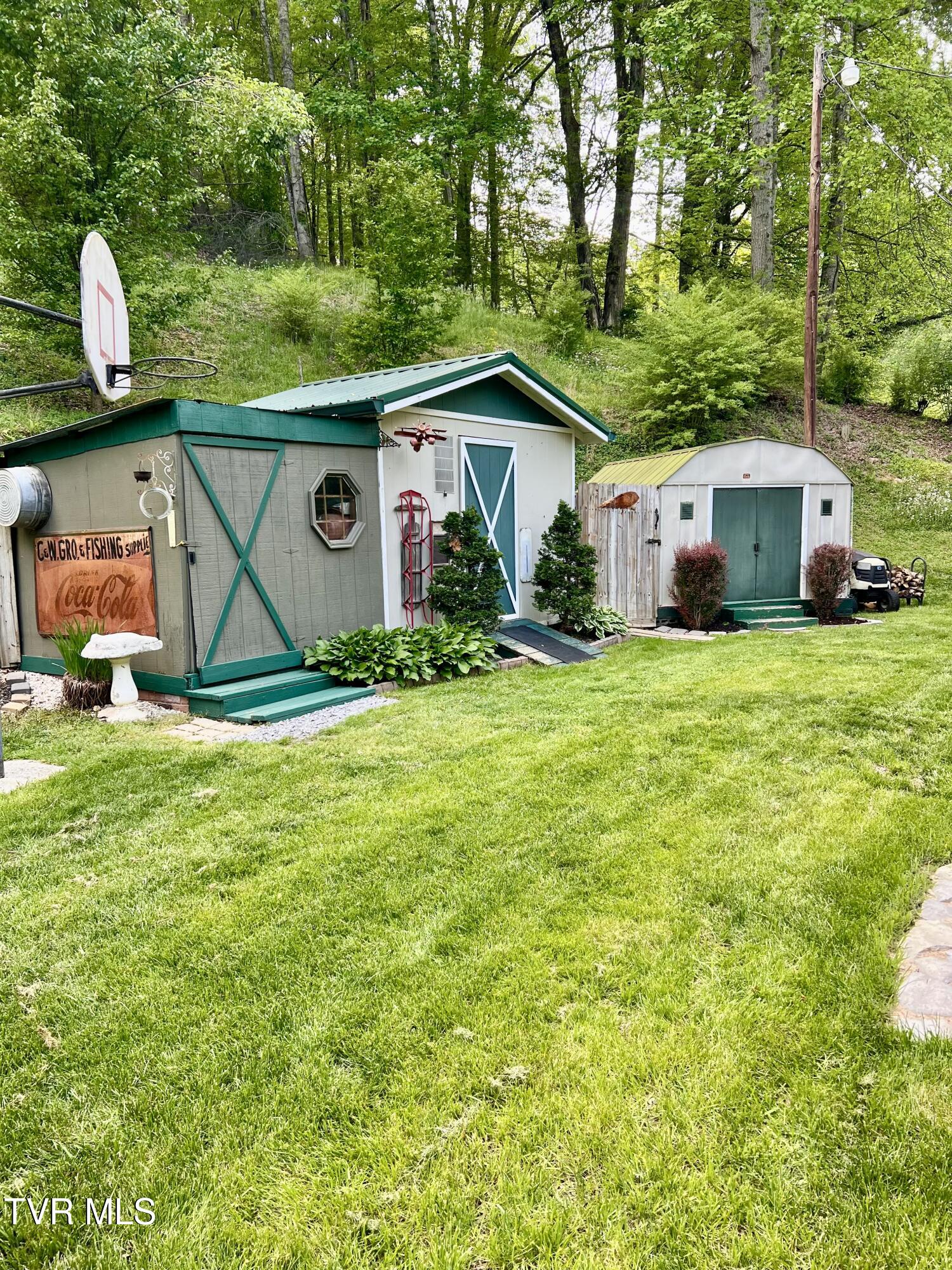 478 Willow Tree Road Ewing, VA 24248 - Photo 17 of 39 IMG_6114