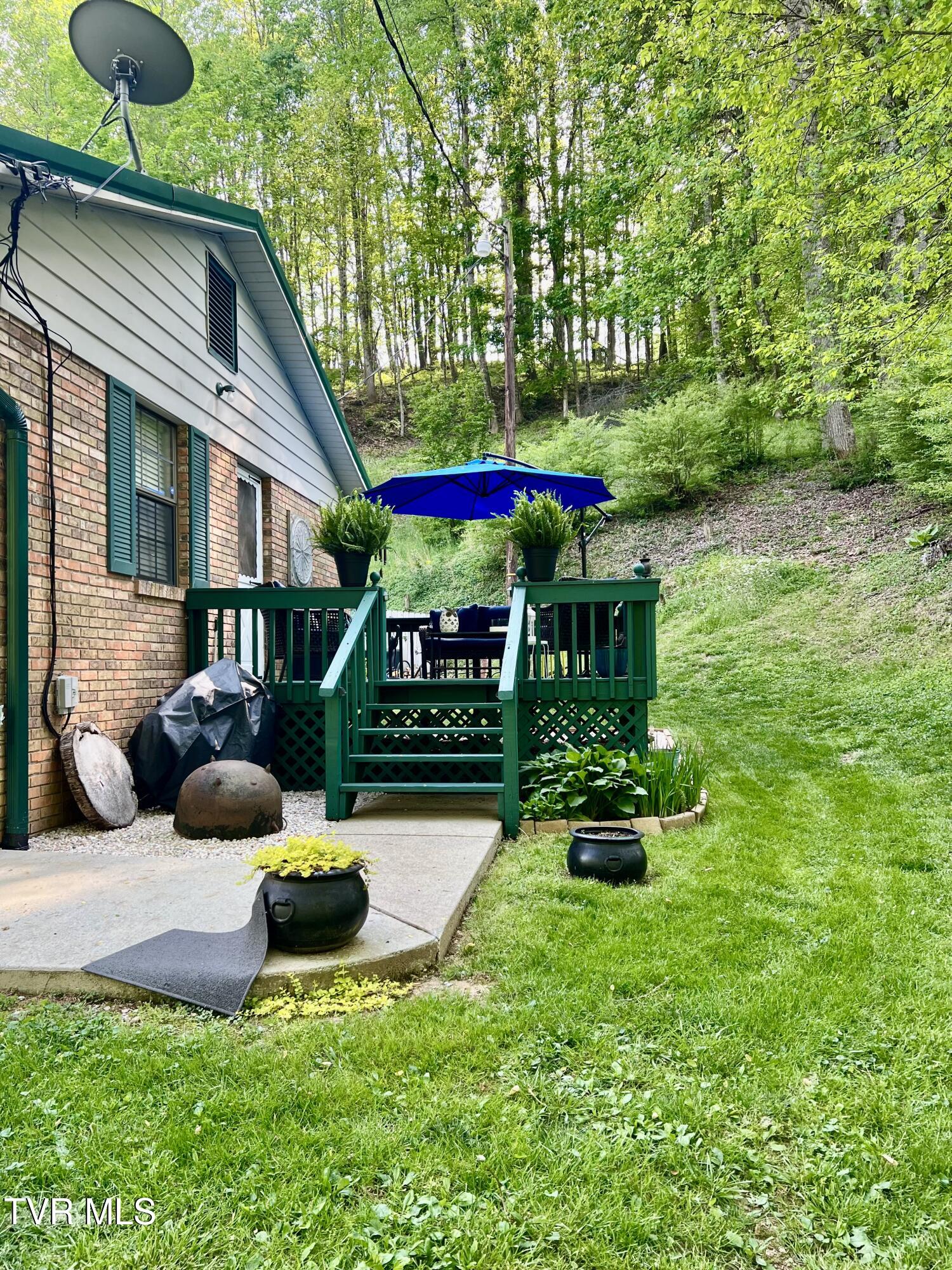 478 Willow Tree Road Ewing, VA 24248 - Photo 5 of 39 IMG_6103