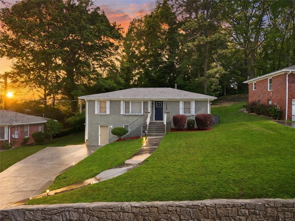 2353 Larchwood Road Southwest Atlanta, GA 30310 - Photo 29 of 32