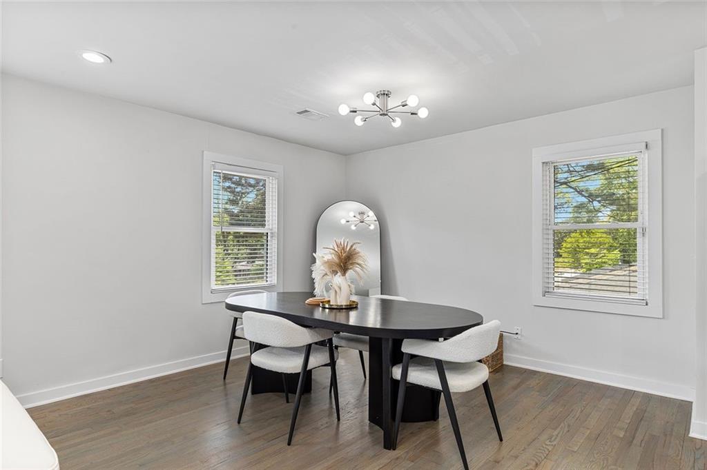 2353 Larchwood Road Southwest Atlanta, GA 30310 - Photo 6 of 32