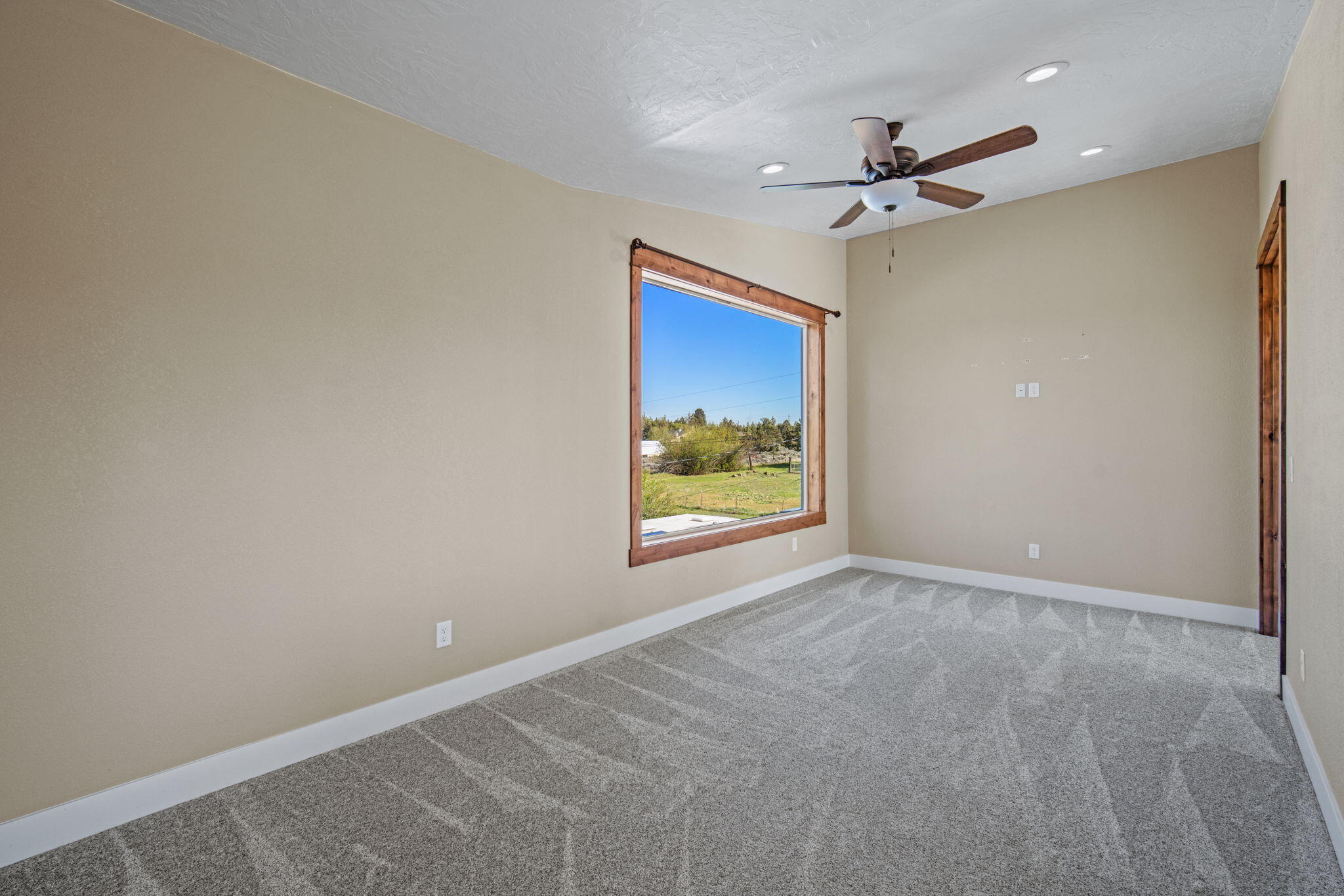 62466 Eagle Road Bend, OR 97701 - Photo 42 of 93 a view of an empty room and window