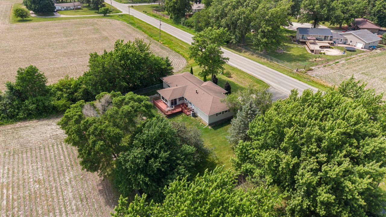 10009 Wolf Road Geneseo, IL 61254 - Photo 58 of 63