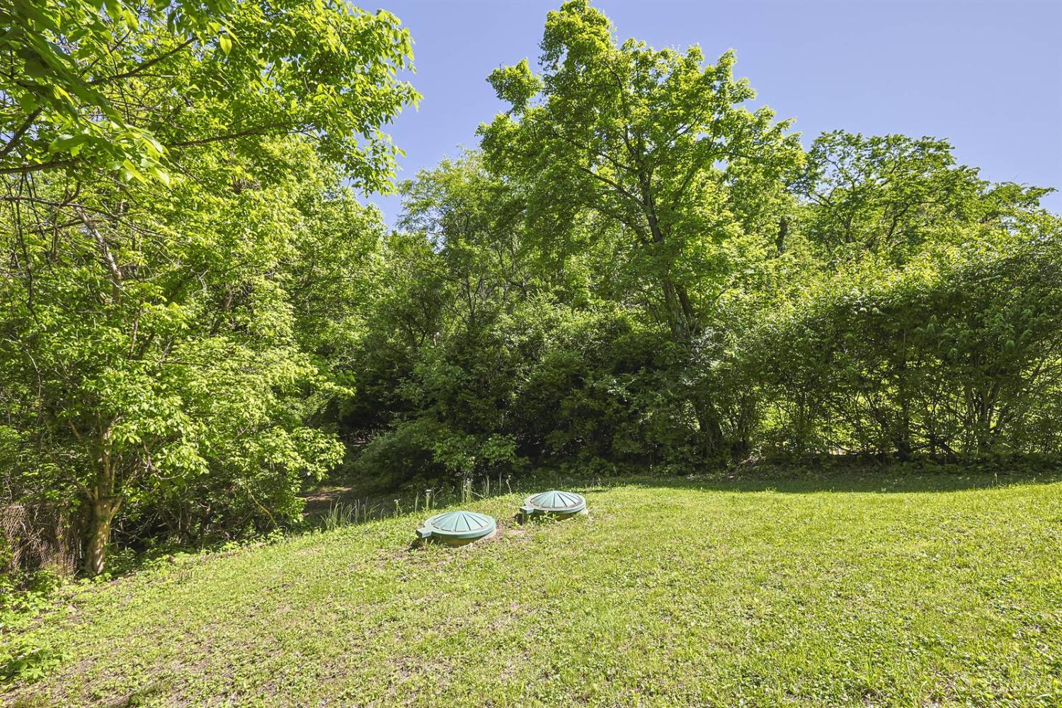 6210 Berauer Road, Unit 2 Cincinnati, OH 45248 - Photo 15 of 18