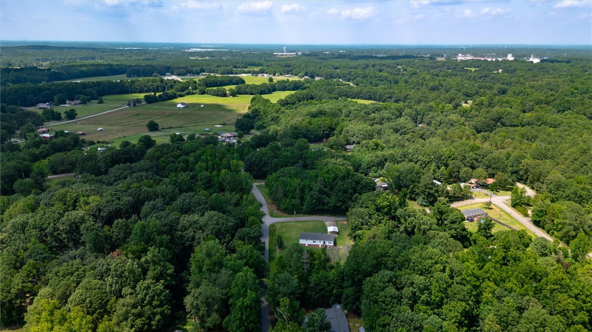 100 Greenvalley Road Starr, SC 29684 - Photo 10 of 11