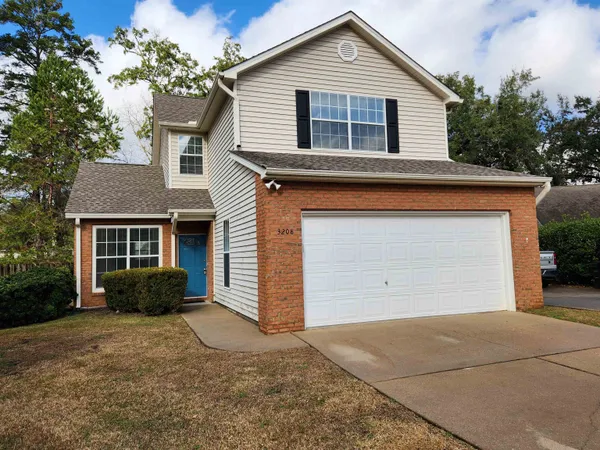 $2,250 | 3208 Castle Court, Tallahassee, FL 32309