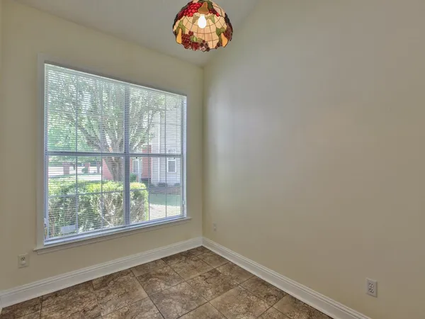 $2,250 | 3208 Castle Court, Tallahassee, FL 32309