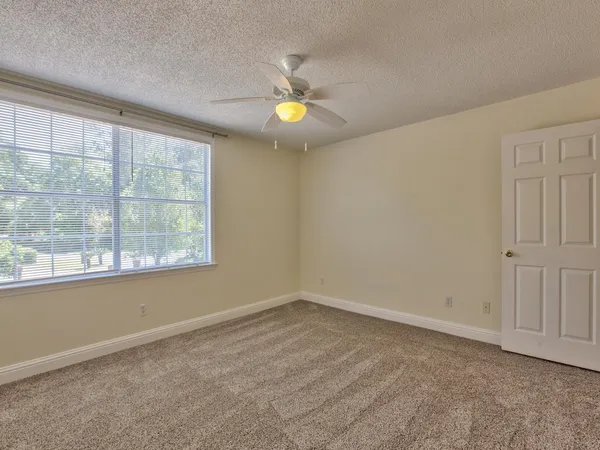 $2,250 | 3208 Castle Court, Tallahassee, FL 32309