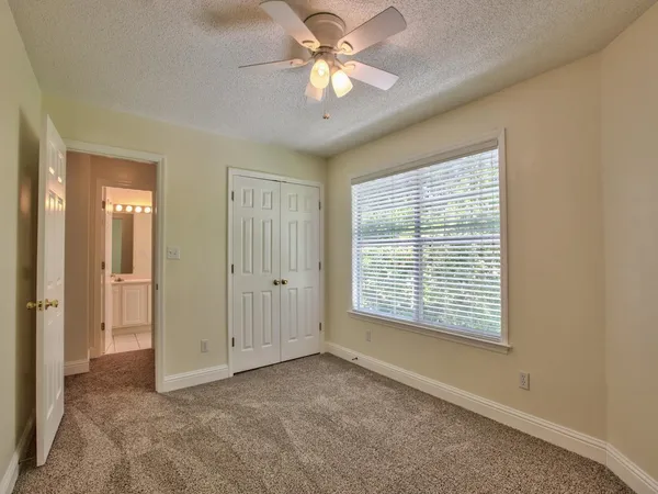 $2,500 | 3208 Castle Court, Tallahassee, FL 32309