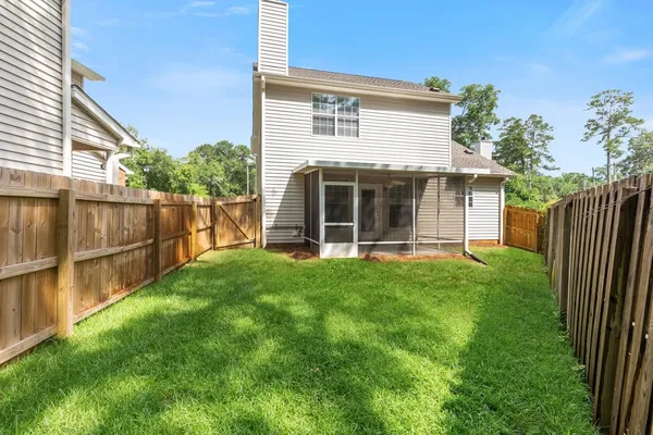 $2,250 | 3208 Castle Court, Tallahassee, FL 32309