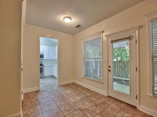 $2,250 | 3208 Castle Court, Tallahassee, FL 32309