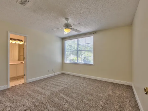 $2,500 | 3208 Castle Court, Tallahassee, FL 32309