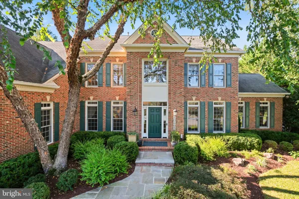 $1,888,000 | 10405 Sandringham Court, Potomac, MD 20854