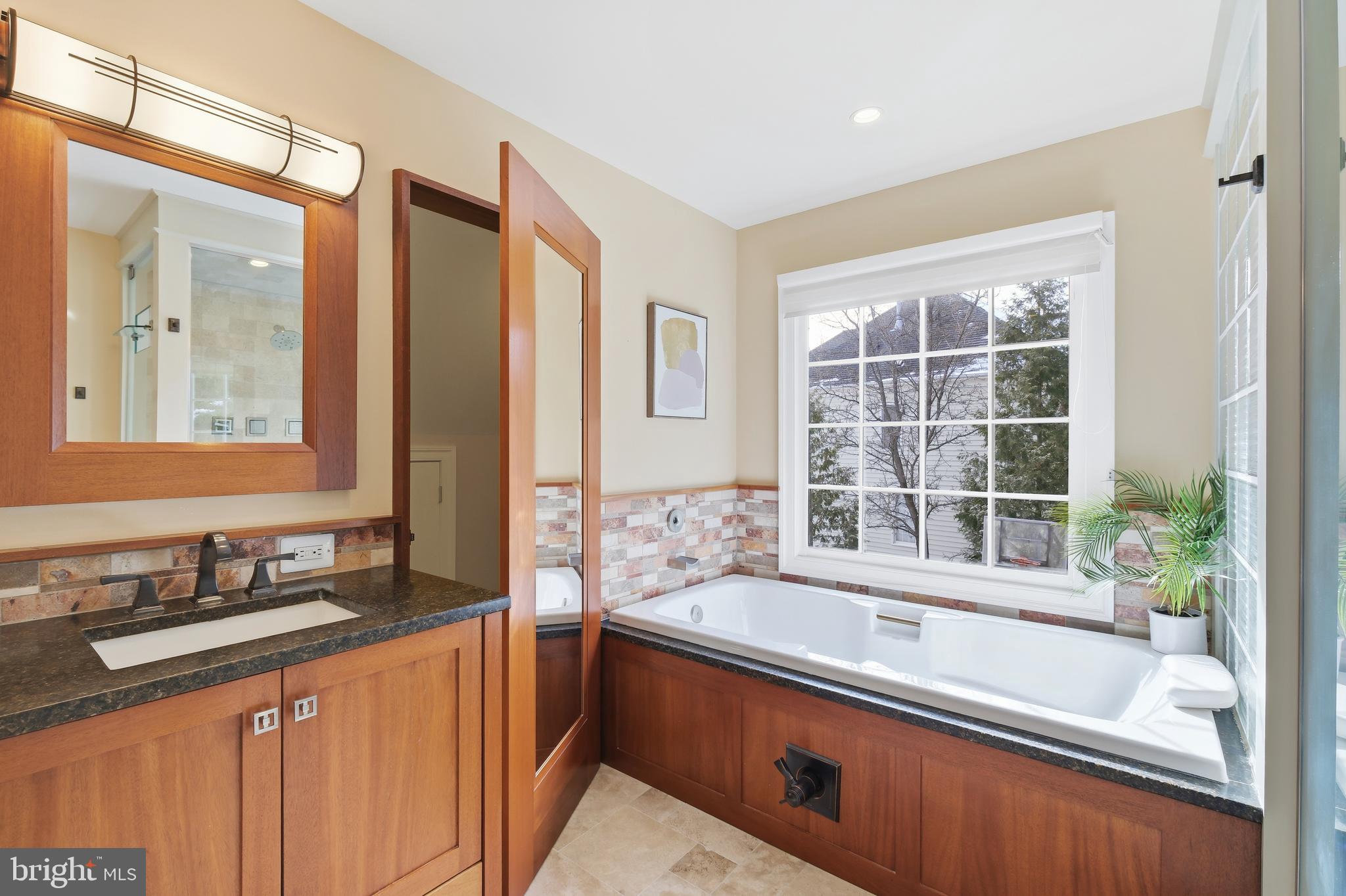 10405 Sandringham Court Potomac, MD 20854 - Photo 48 of 85