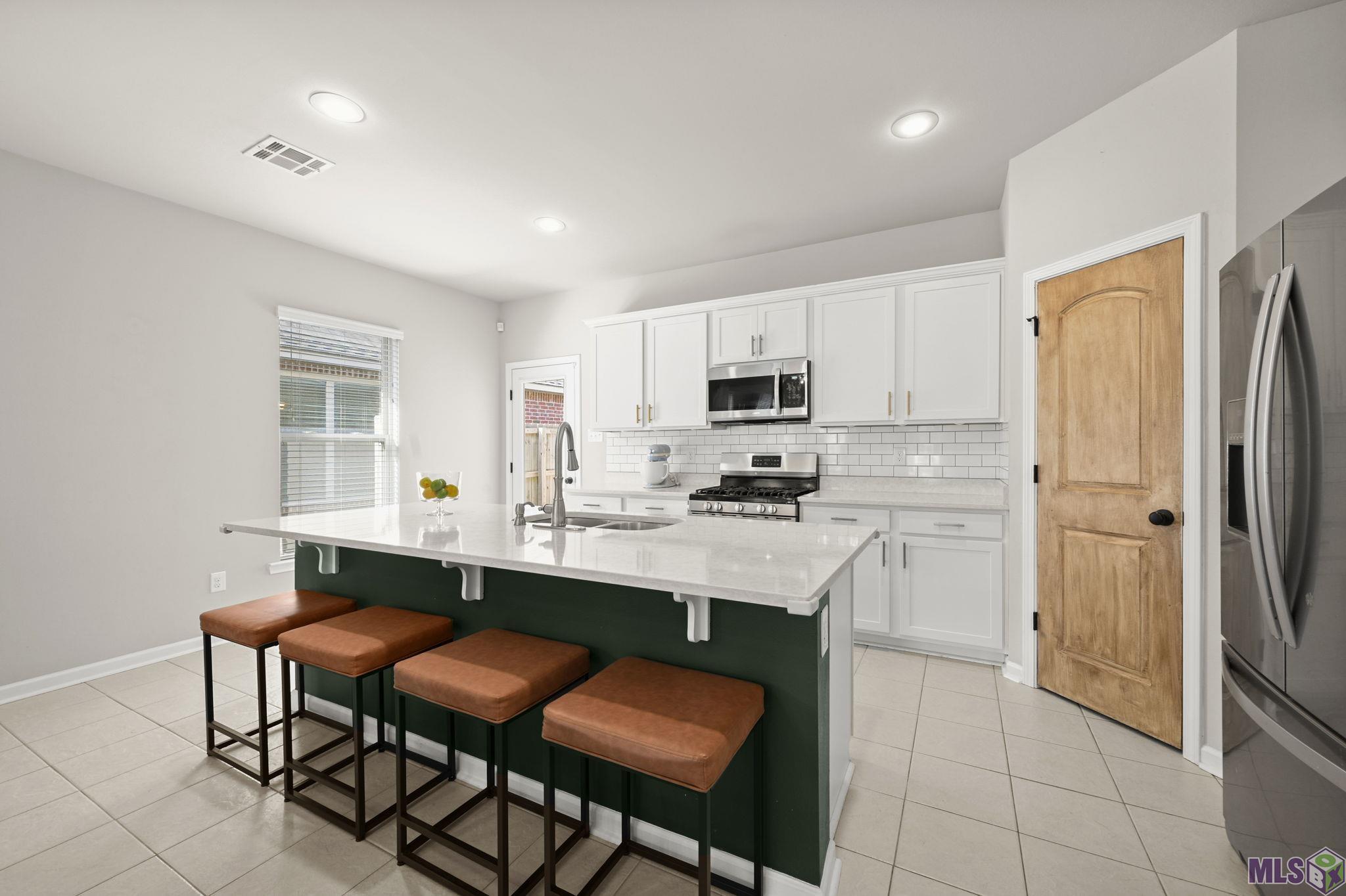 6446 Red Rose Dr. Baton Rouge, LA 70817 - Photo 5 of 22