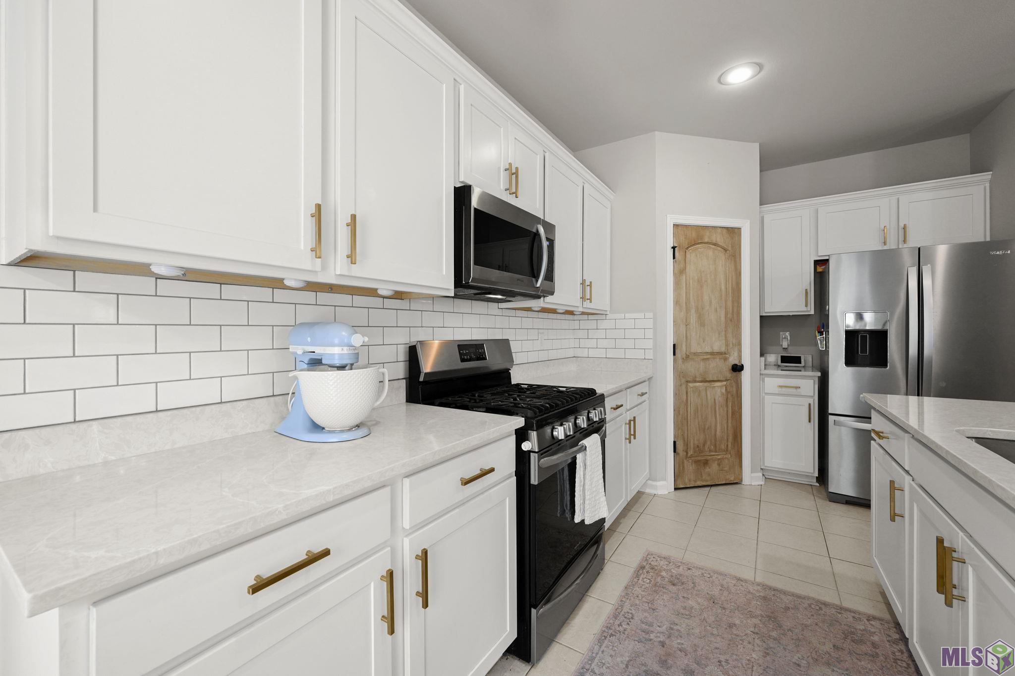 6446 Red Rose Dr. Baton Rouge, LA 70817 - Photo 7 of 22