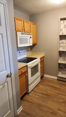 $1,400 | 2601 Riverridge Court, Unit D, Moncks Corner, SC 29461