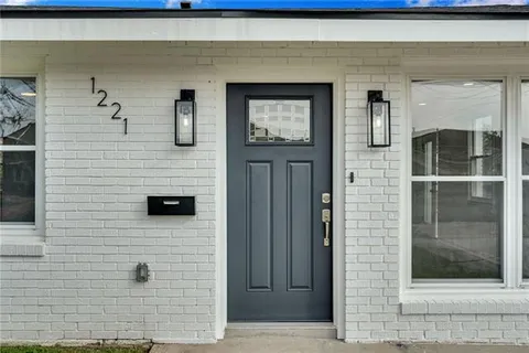 $249,999 | 1221 Gaudet Drive, Marrero, LA 70072