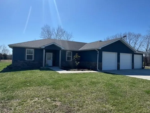 $549,000 | 1660 Northwest 795 Road, Bates City, MO 64011
