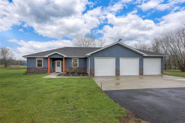 $549,000 | 1660 Northwest 795 Road, Bates City, MO 64011