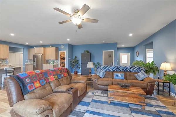 $549,000 | 1660 Northwest 795 Road, Bates City, MO 64011