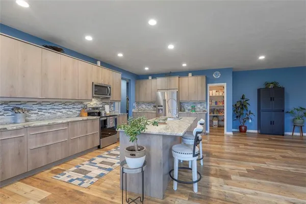 $549,000 | 1660 Northwest 795 Road, Bates City, MO 64011