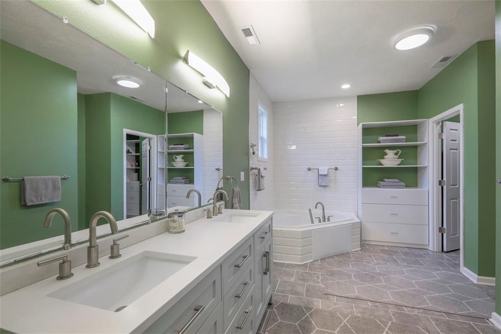 1660 Northwest 795 Road Bates City, MO 64011 - Photo 39 of 70