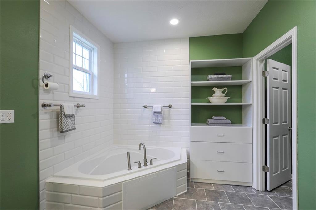 1660 Northwest 795 Road Bates City, MO 64011 - Photo 40 of 70