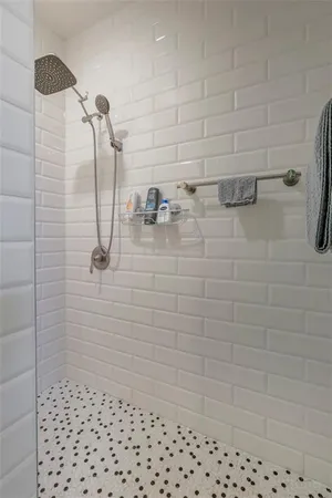 $549,000 | 1660 Northwest 795 Road, Bates City, MO 64011