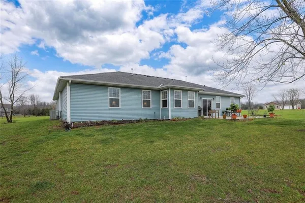 $549,000 | 1660 Northwest 795 Road, Bates City, MO 64011