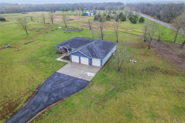 $549,000 | 1660 Northwest 795 Road, Bates City, MO 64011