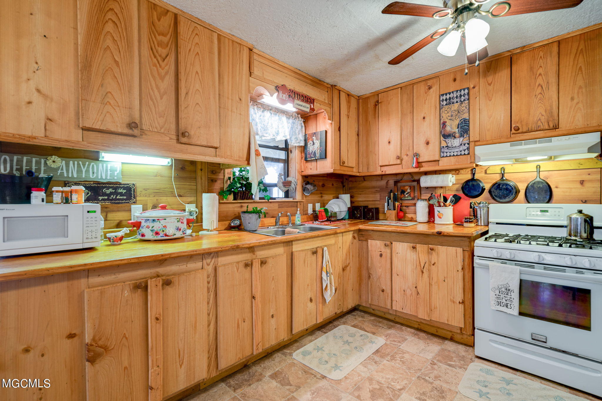 2889 Benjo Road McLain, MS 39456 - Photo 10 of 20 Kitchen View 3