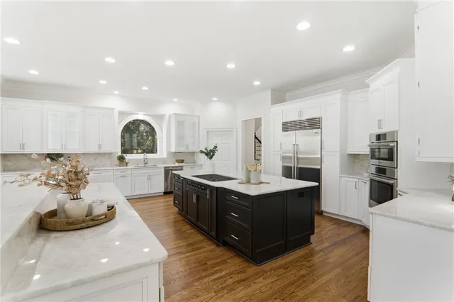 $1,550,000 | 650 Greenview Terrace, Alpharetta, GA 30004