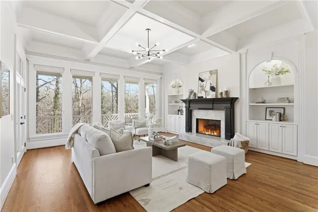 $1,550,000 | 650 Greenview Terrace, Alpharetta, GA 30004