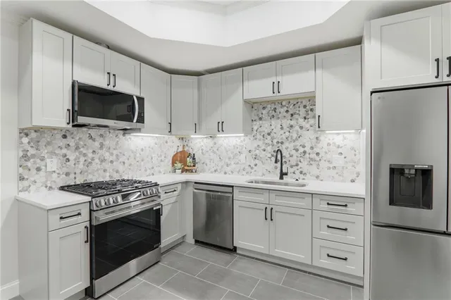 $1,550,000 | 650 Greenview Terrace, Alpharetta, GA 30004