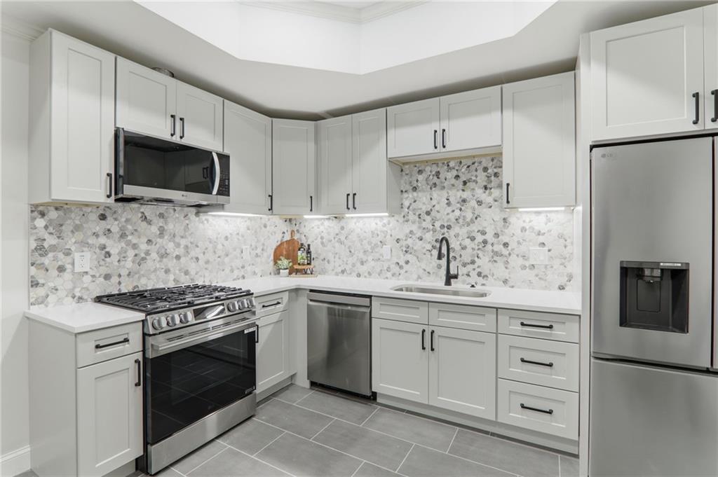 650 Greenview Terrace Milton, GA 30004 - Photo 66 of 127