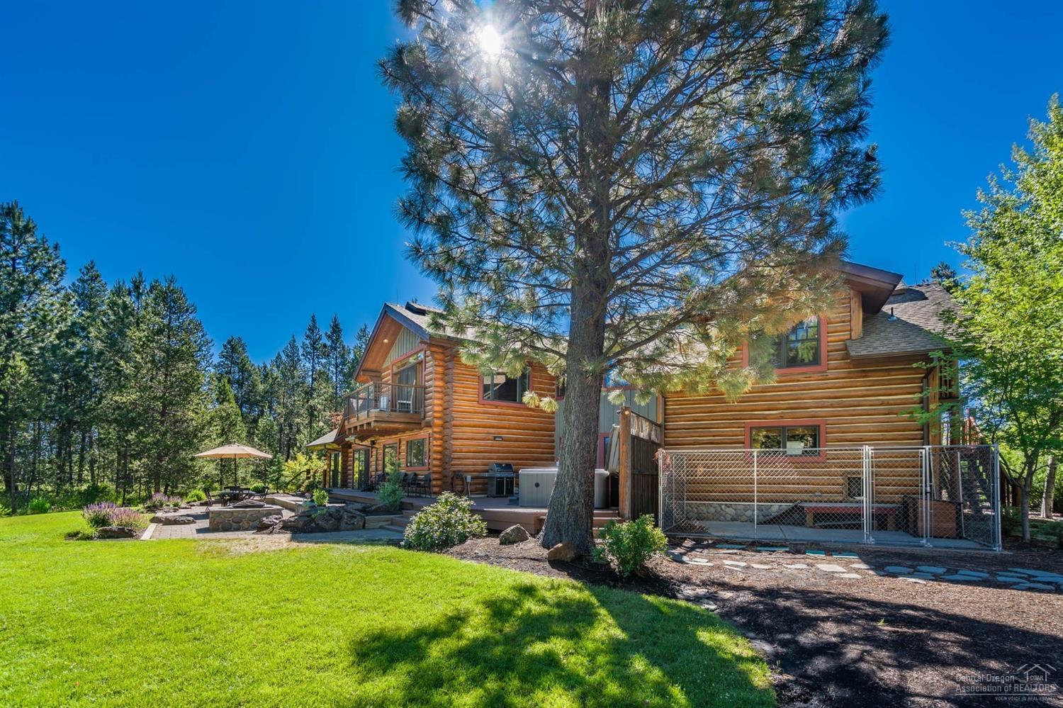 17350 Spring River Road Bend, OR 97707 - Photo 17 of 19 Tucked away from the main outdoor living