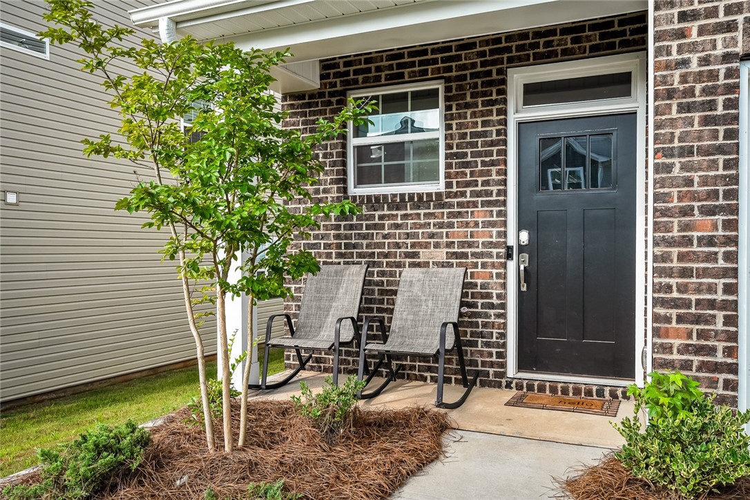 441 Bee Cv Way Pendleton, SC 29670 - Photo 2 of 31