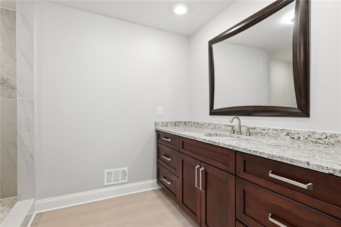 667 Seneca Road Irondequoit, NY 14622 - Photo 35 of 46