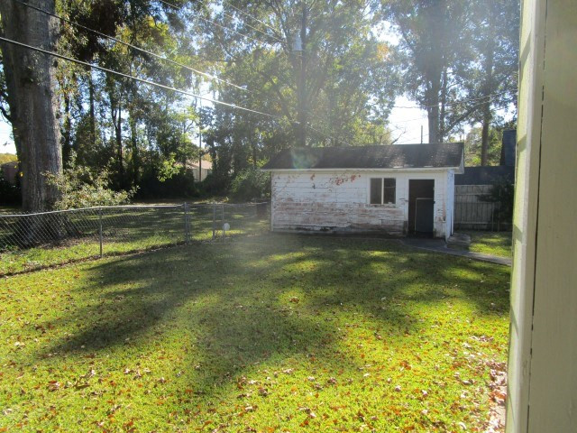 1405 Eastwood Road Natchez, MS 39120 - Photo 14 of 16 Photo 14