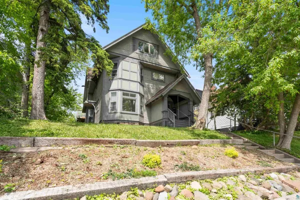 $359,900 | 1511 East 4th Street, Duluth, MN 55812