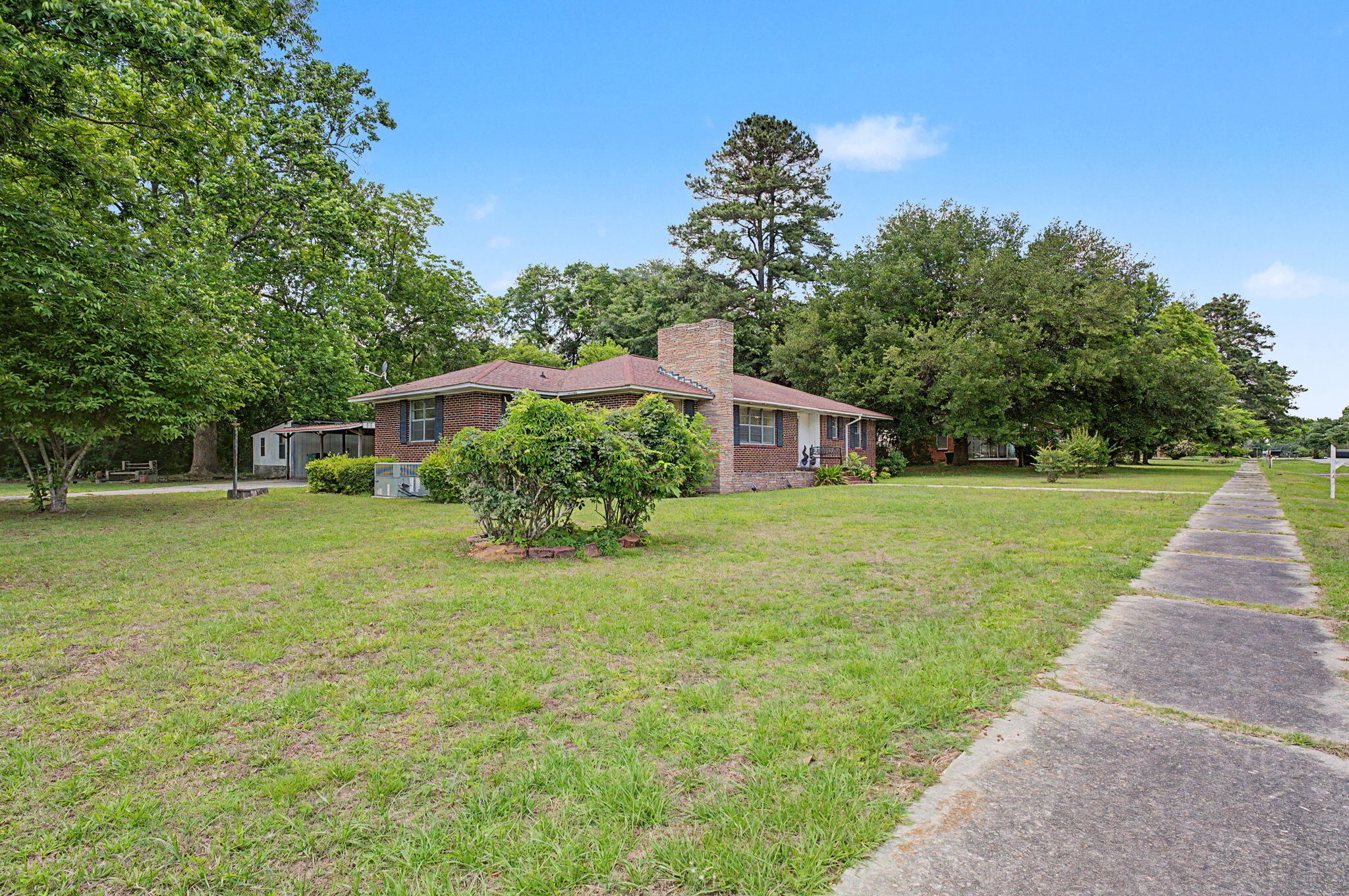 442 Chestnut Avenue Denmark, SC 29042 - Photo 2 of 23