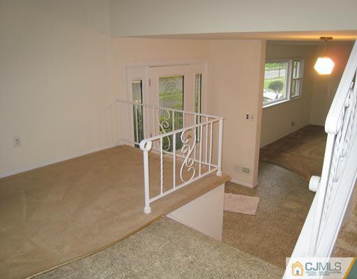 10 Gulf Road East Brunswick, NJ 08816 - Photo 15 of 25