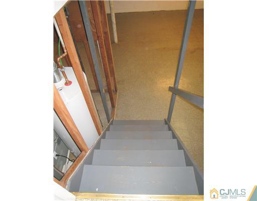 10 Gulf Road East Brunswick, NJ 08816 - Photo 23 of 25 a view of entryway
