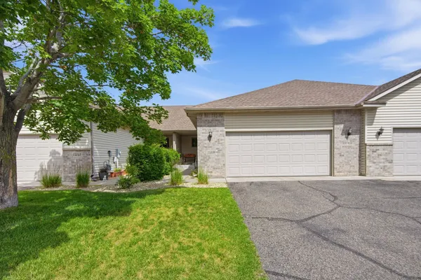 $372,500 | 15339 Radium Way Northwest, Anoka, MN 55303