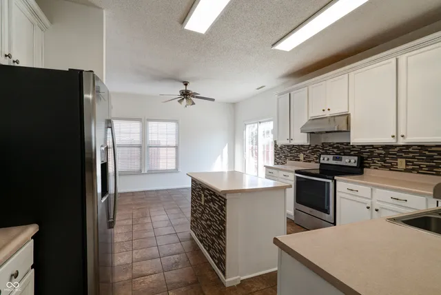 $399,999 | 1449 Danielle Drive, Indianapolis, IN 46231